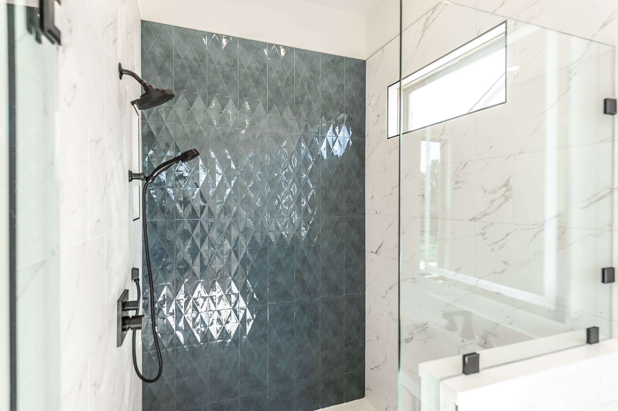 339 Raintree Drive Hendersonville, TN 37075 - Photo 14 of 53 a bathroom with a glass shower door