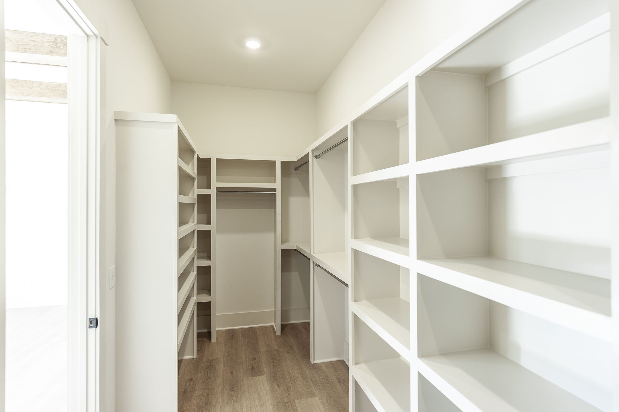 339 Raintree Drive Hendersonville, TN 37075 - Photo 18 of 53 a view of walk in closet with empty racks