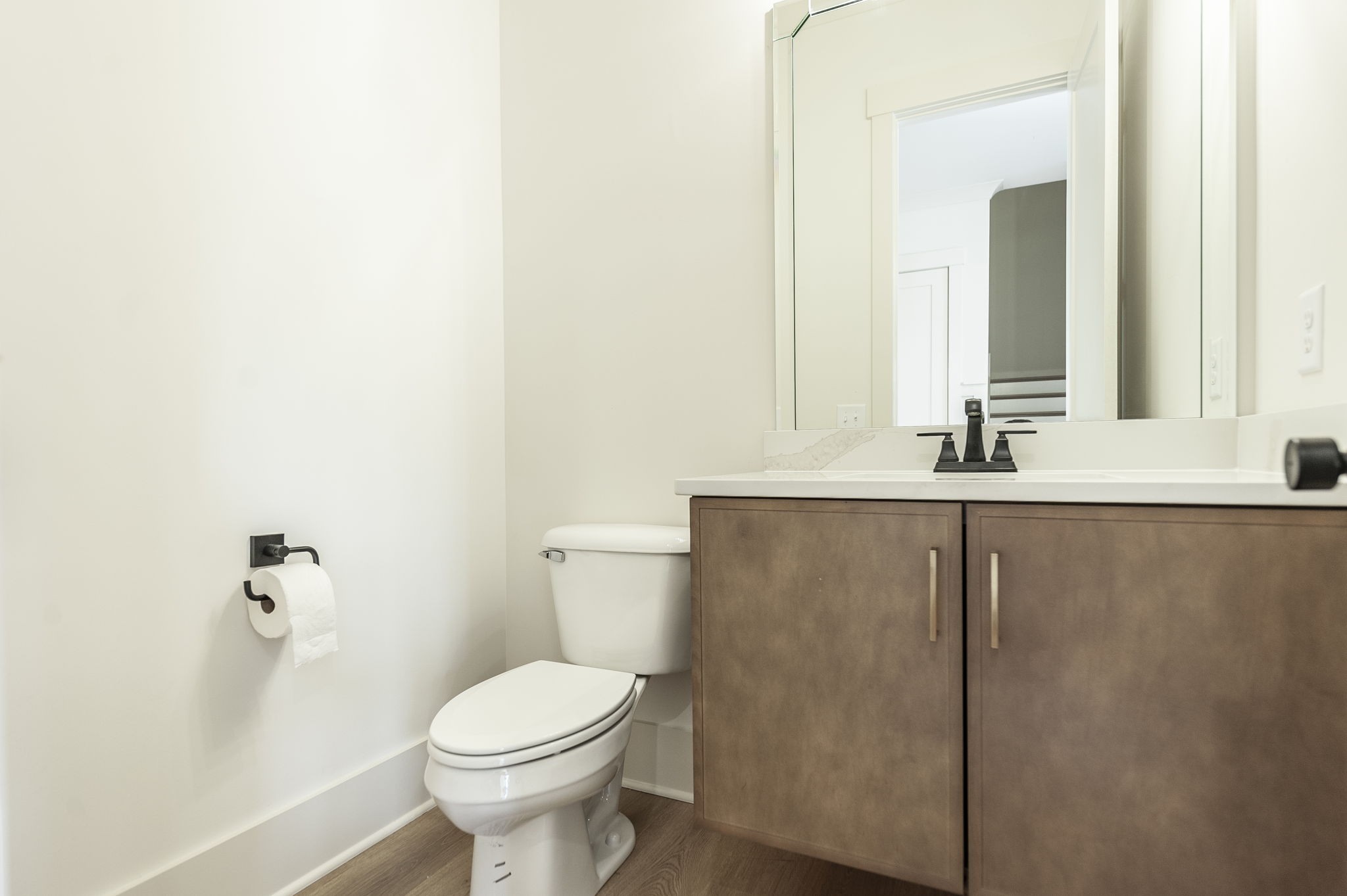 339 Raintree Drive Hendersonville, TN 37075 - Photo 20 of 53 a bathroom with a sink and a toilet