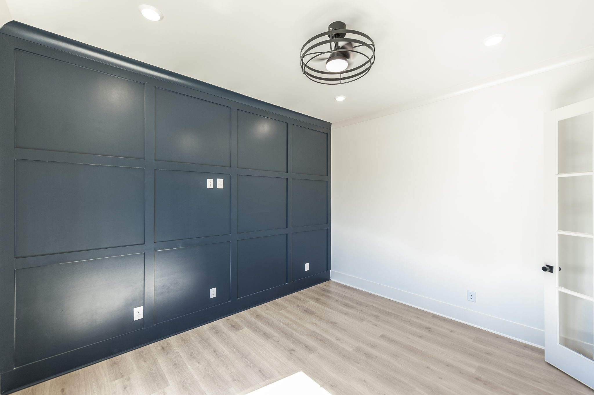 339 Raintree Drive Hendersonville, TN 37075 - Photo 30 of 53 a view of a livingroom with a wooden floor
