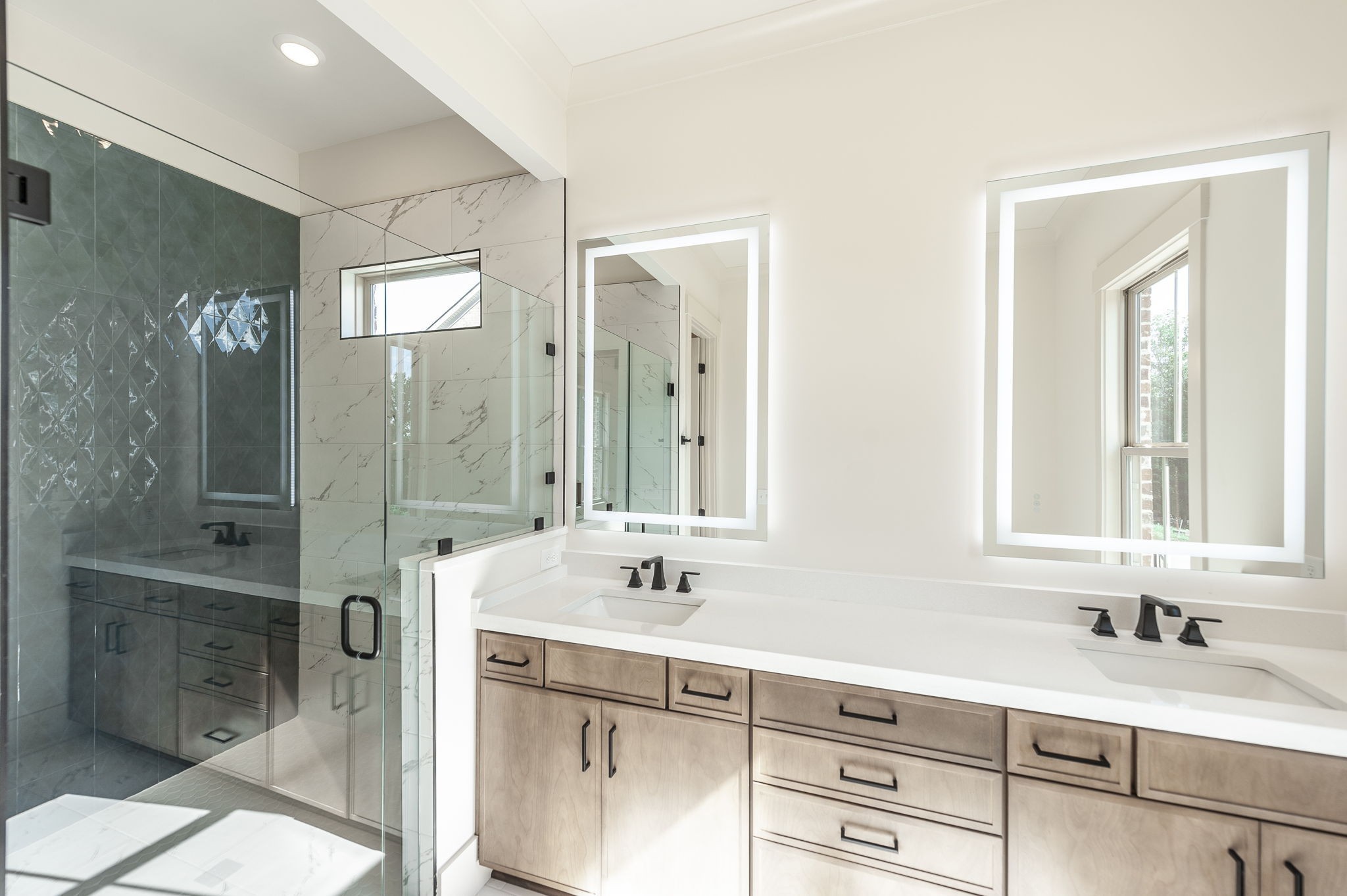 339 Raintree Drive Hendersonville, TN 37075 - Photo 36 of 53 a bathroom with a sink a toilet and shower