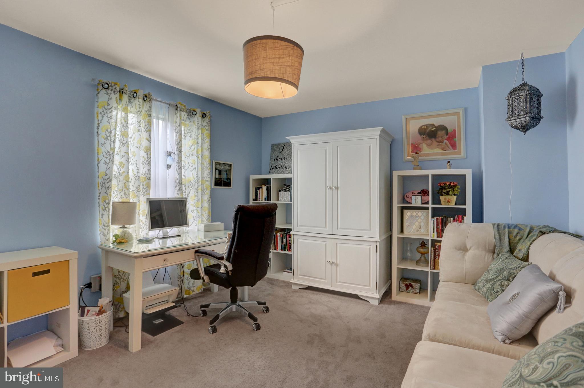 427 Springhouse Road Harrisburg, PA 17111 - Photo 2 of 49 Gallery Image 2