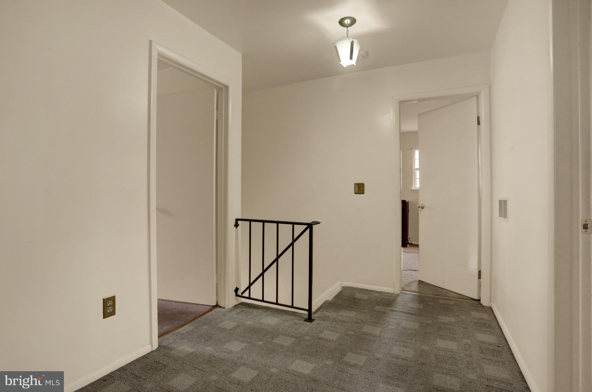 427 Springhouse Road Harrisburg, PA 17111 - Photo 14 of 49 Gallery Image 14
