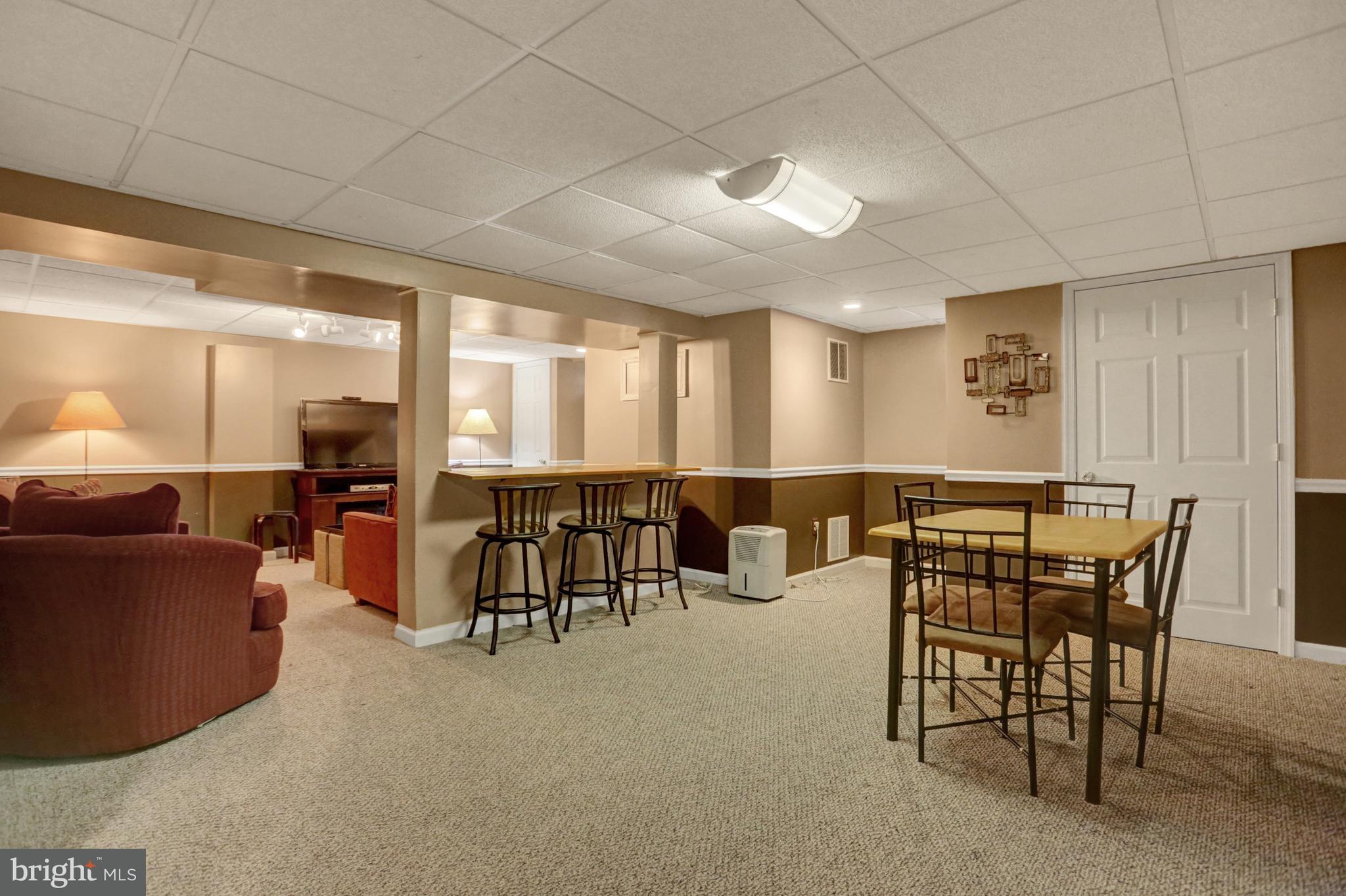 427 Springhouse Road Harrisburg, PA 17111 - Photo 15 of 49 Gallery Image 15