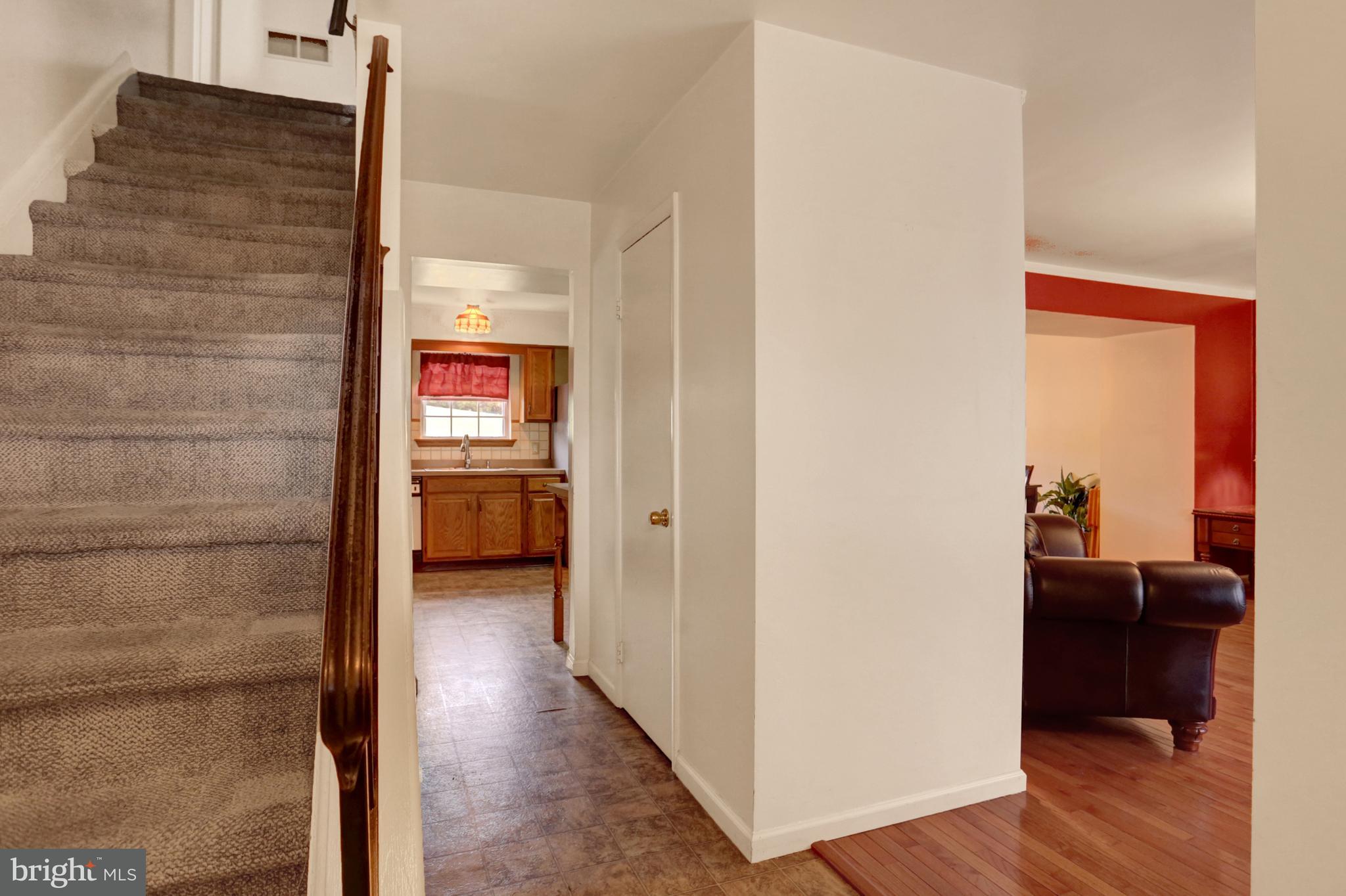 427 Springhouse Road Harrisburg, PA 17111 - Photo 34 of 49 Gallery Image 34
