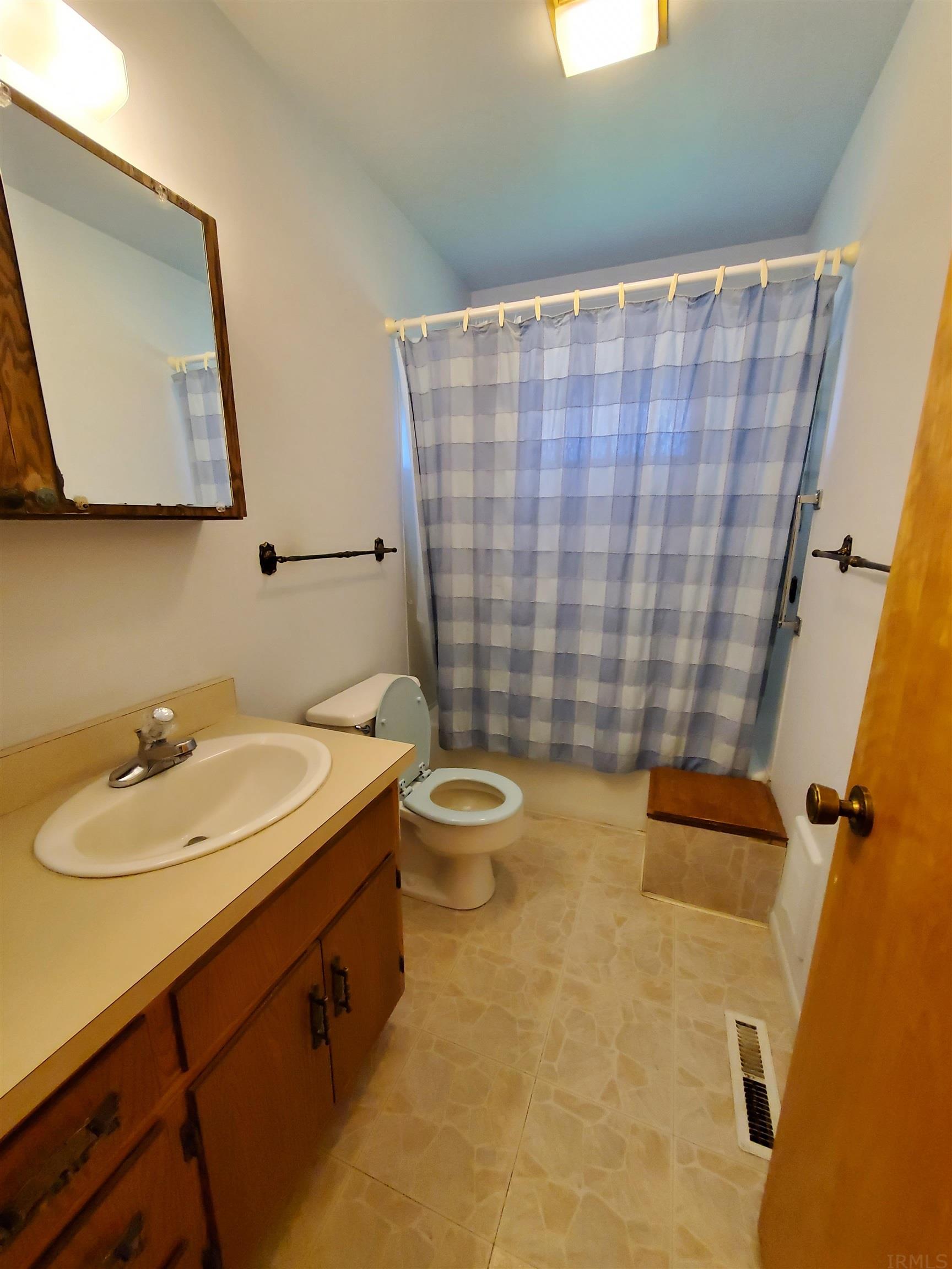 1021 West Gump Road Fort Wayne, IN 46845 - Photo 19 of 34 Gallery Image 19