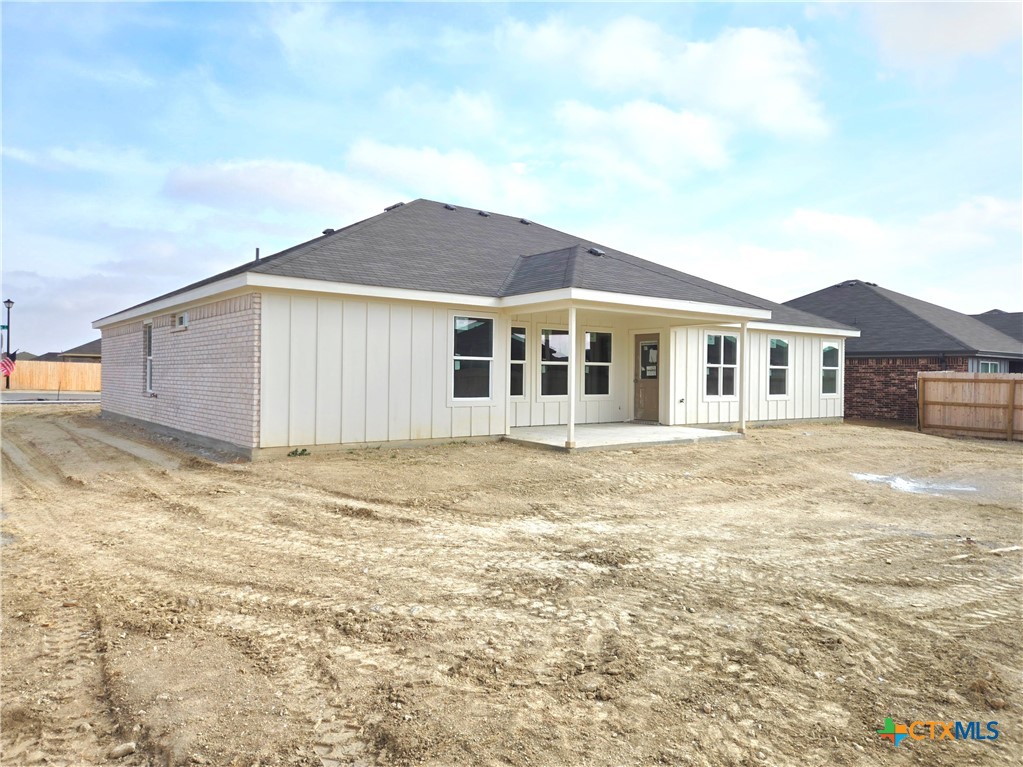 3302 Privet Drive Killeen, TX 76549 - Photo 4 of 6 a view of a house with a backyard