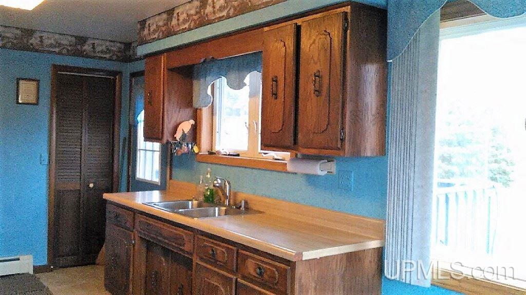 6287 East 5th Road Bark River, MI 49807 - Photo 2 of 25 Gallery Image 2