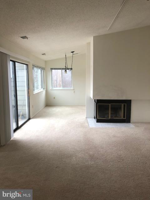 1961 Villaridge Drive, Unit B Reston, VA 20191 - Photo 2 of 21 Living/Dining room area