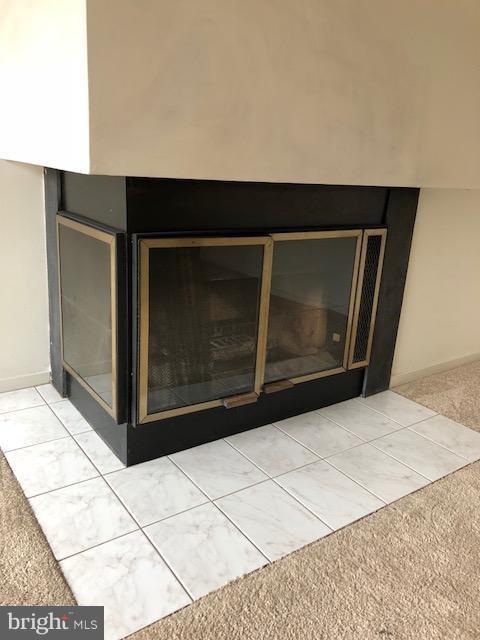 1961 Villaridge Drive, Unit B Reston, VA 20191 - Photo 11 of 21 Contemporary fireplace