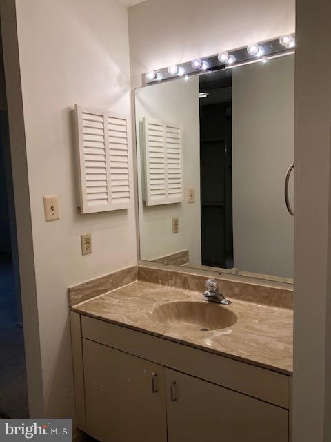 1961 Villaridge Drive, Unit B Reston, VA 20191 - Photo 15 of 21 2nd sink