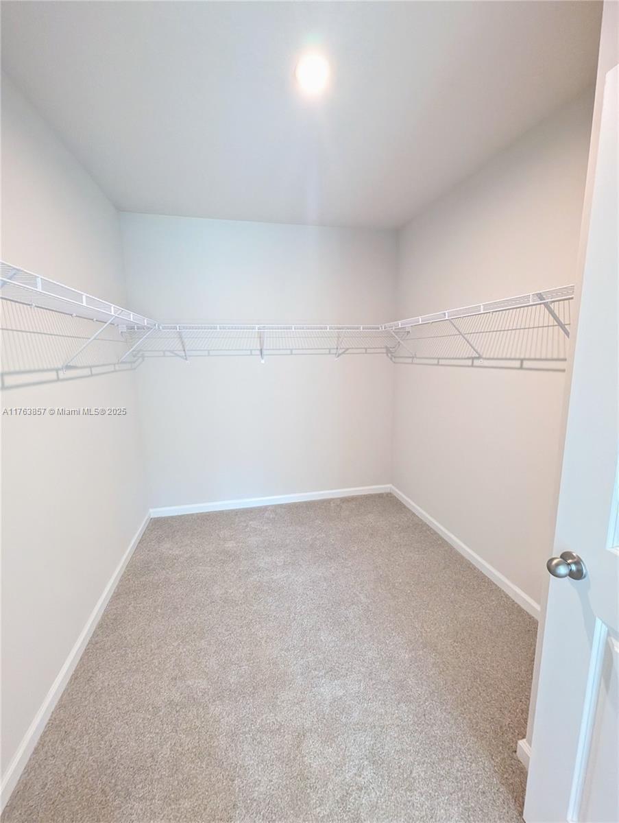 285 Raspberry Road Fort Pierce, FL 34981 - Photo 10 of 23 20260624162411483758000000-o