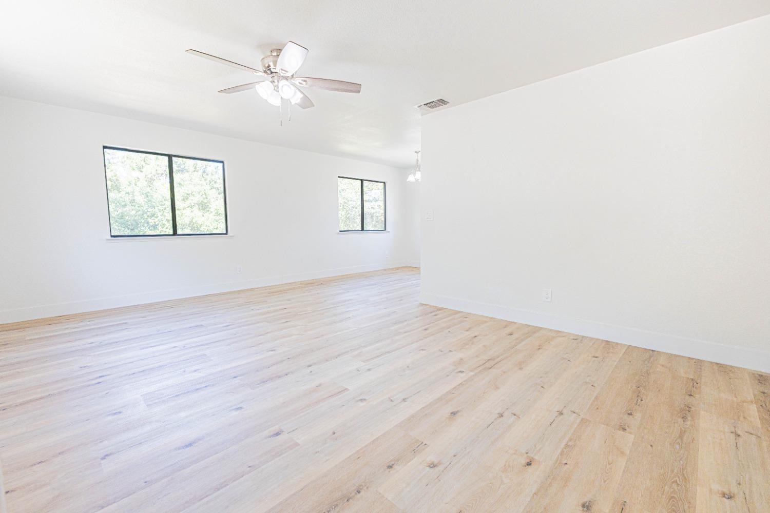 45701 Pine River Road Ahwahnee, CA 93601 - Photo 2 of 13 Gallery Image 2
