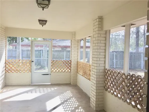 $2,400 | 266 Cindy Lou Place, Mandeville, LA 70448