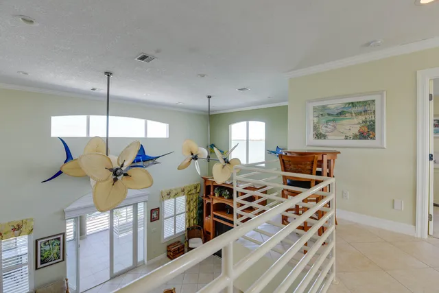 a very nice looking room with many windows