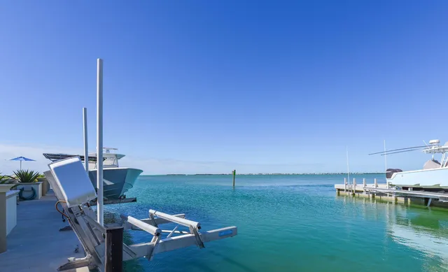 $5,600,000 | 974 Flagship Drive, Summerland Key, FL 33042