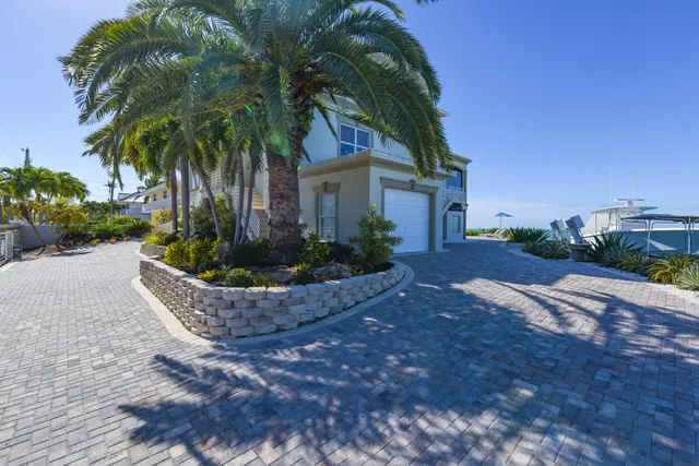 $5,600,000 | 974 Flagship Drive, Summerland Key, FL 33042
