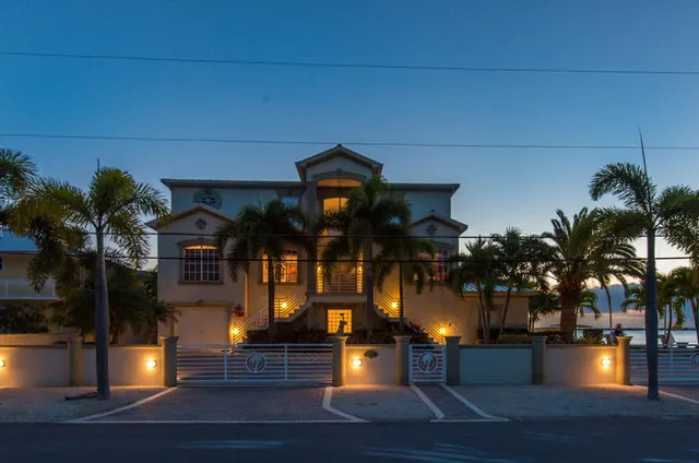 $5,600,000 | 974 Flagship Drive, Summerland Key, FL 33042