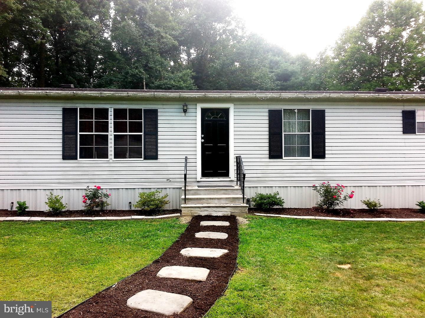 137 Grove Road Elverson, PA 19520 - Photo 1 of 15 Exterior Front
