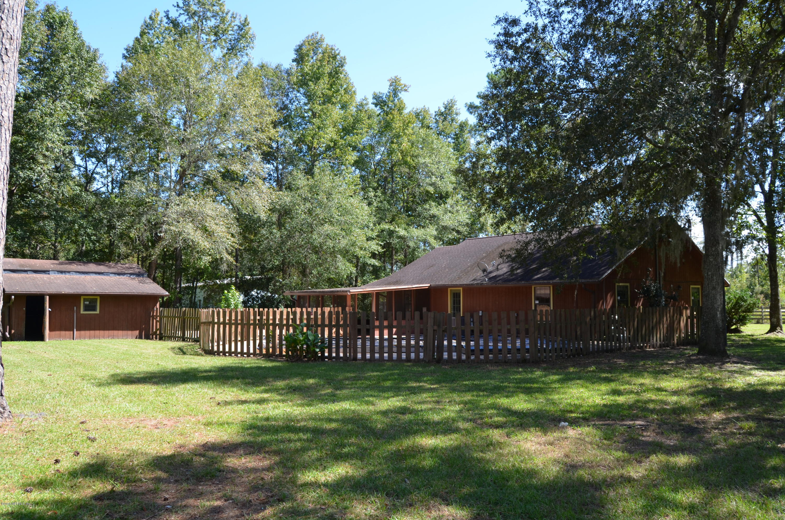 43043 Ratliff Road Callahan, FL 32011 - Photo 2 of 19 DSC_0411