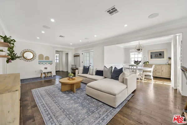 $10,000 | 4621 Allott Avenue, Sherman Oaks, CA 91423