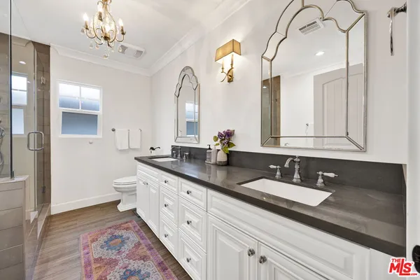 $10,000 | 4621 Allott Avenue, Sherman Oaks, CA 91423