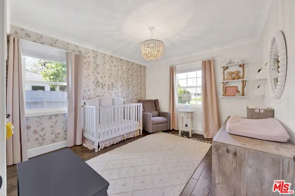$10,000 | 4621 Allott Avenue, Sherman Oaks, CA 91423
