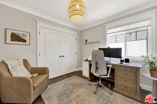 $10,000 | 4621 Allott Avenue, Sherman Oaks, CA 91423