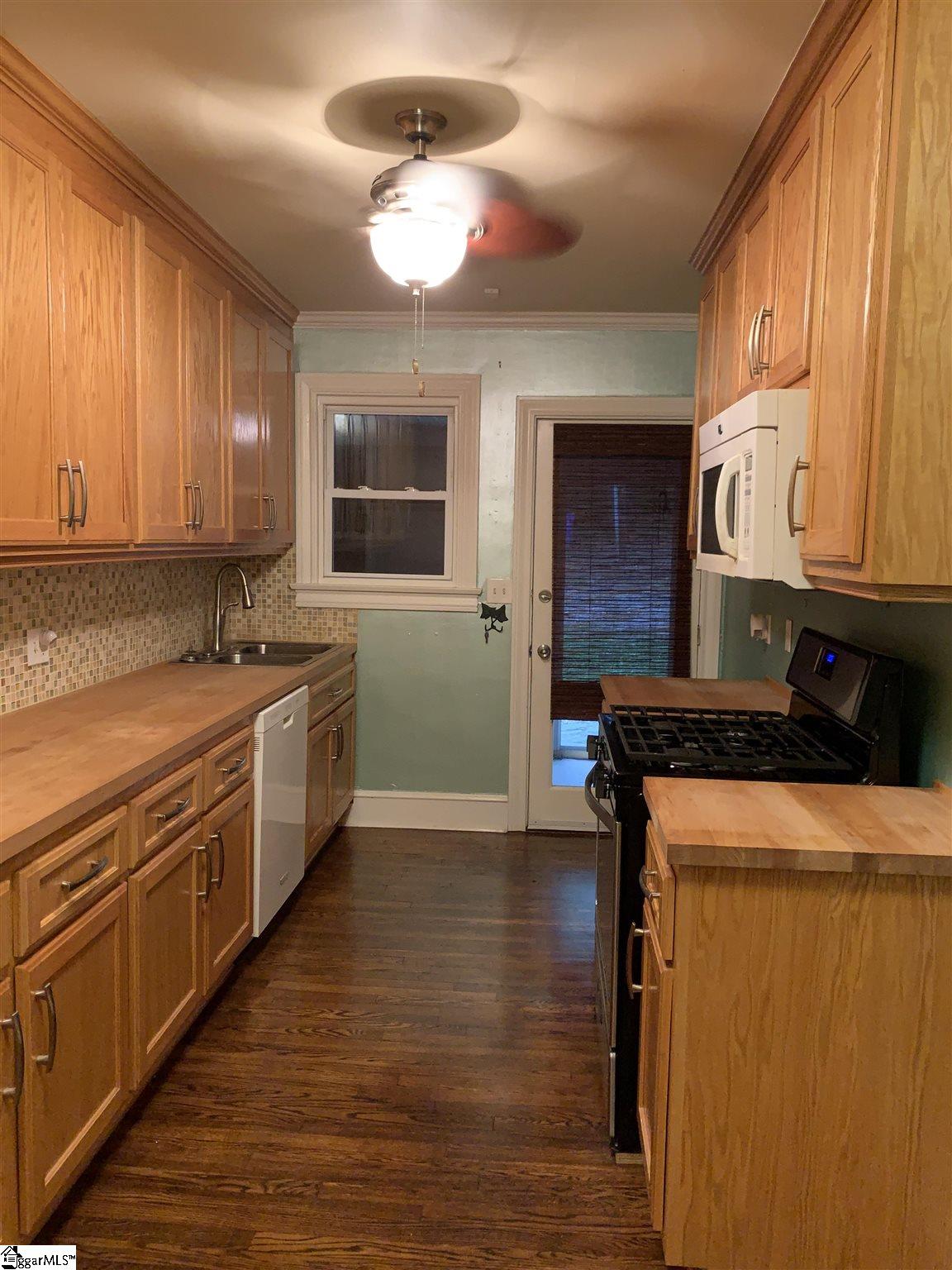 413 Overbrook Road Greenville, SC 29607 - Photo 9 of 14