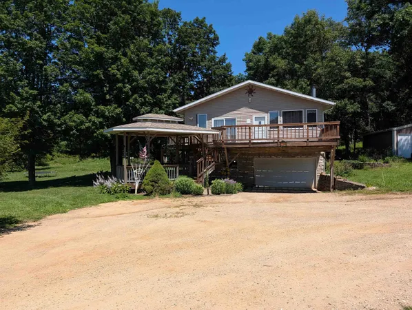 $490,000 | 17860 River, Argyle, WI 53504