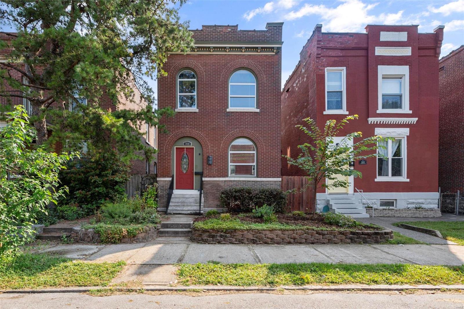 2930 South Compton Avenue St. Louis, MO 63118 - Photo 1 of 36