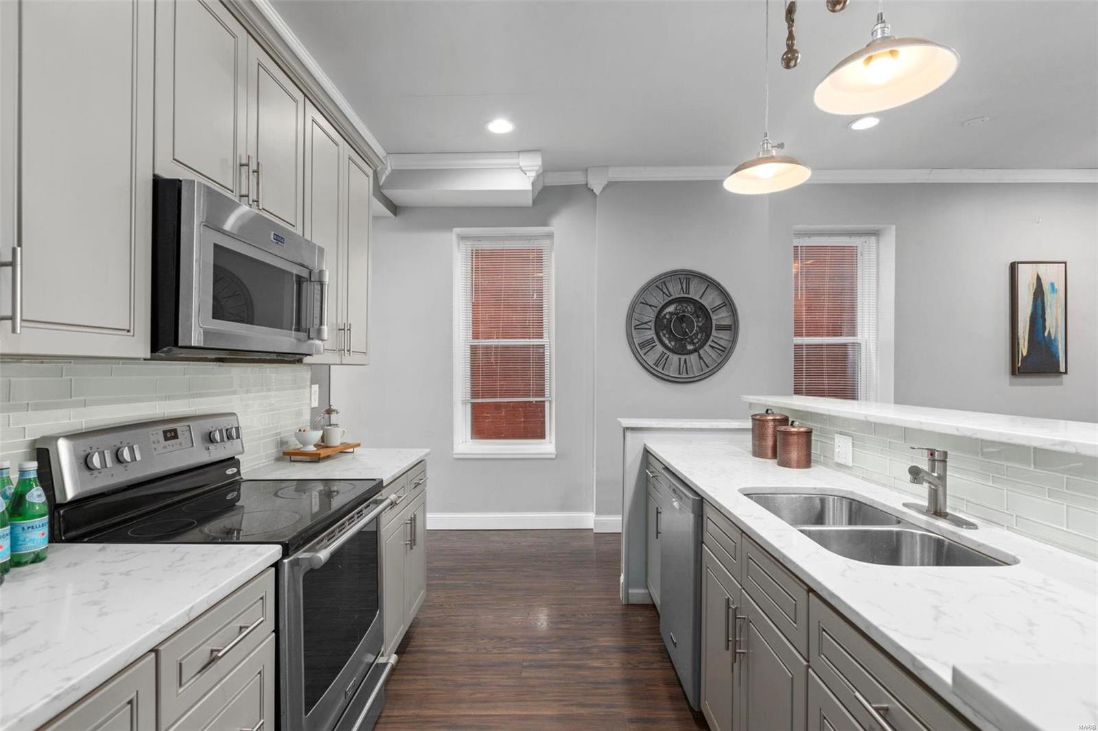 2930 South Compton Avenue St. Louis, MO 63118 - Photo 13 of 36