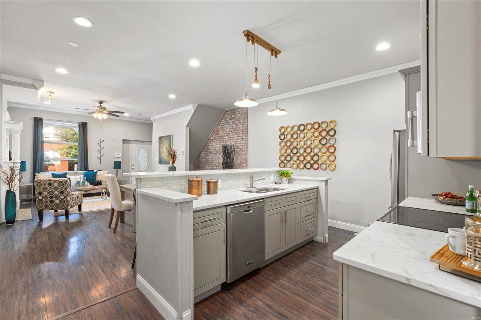 2930 South Compton Avenue St. Louis, MO 63118 - Photo 14 of 36