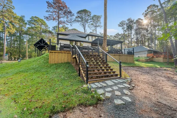 $539,000 | 223 Tall Pine, Livingston, TX 77351