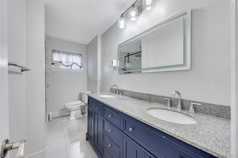 $829,000 | 216 Earle Avenue, Lynbrook, NY 11563