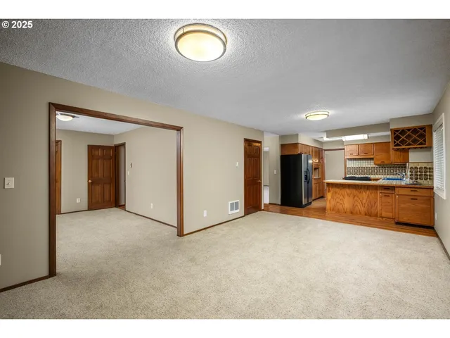 $584,900 | 5410 Southeast Byron Drive, Milwaukie, OR 97267