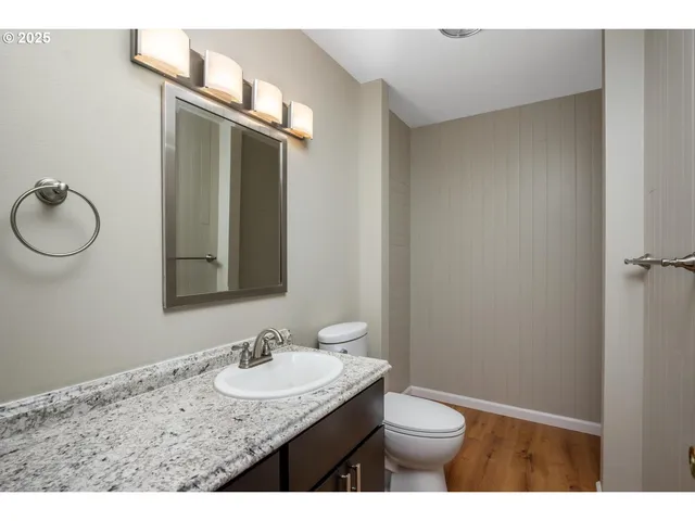 $584,900 | 5410 Southeast Byron Drive, Milwaukie, OR 97267