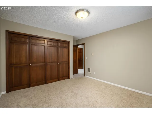 $584,900 | 5410 Southeast Byron Drive, Milwaukie, OR 97267