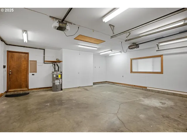 $584,900 | 5410 Southeast Byron Drive, Milwaukie, OR 97267