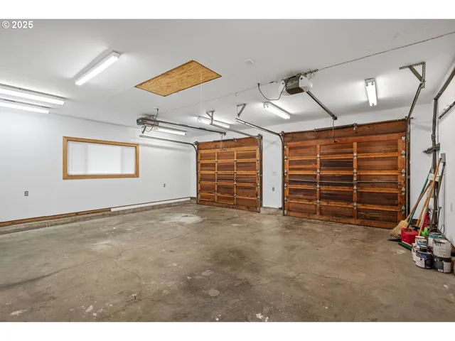 $584,900 | 5410 Southeast Byron Drive, Milwaukie, OR 97267