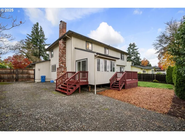 $584,900 | 5410 Southeast Byron Drive, Milwaukie, OR 97267