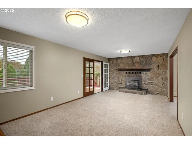 $584,900 | 5410 Southeast Byron Drive, Milwaukie, OR 97267