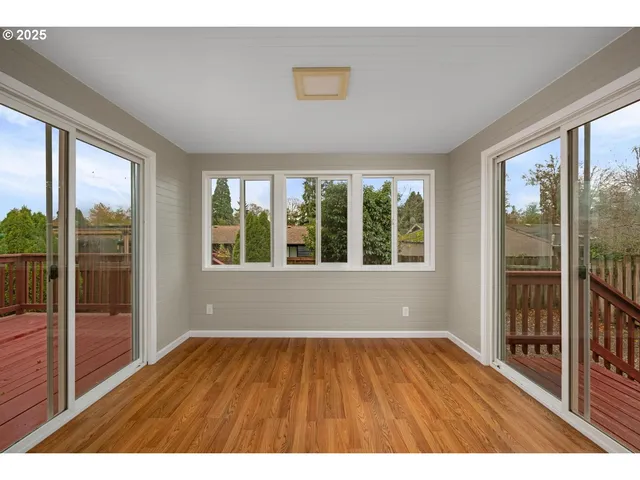 $584,900 | 5410 Southeast Byron Drive, Milwaukie, OR 97267