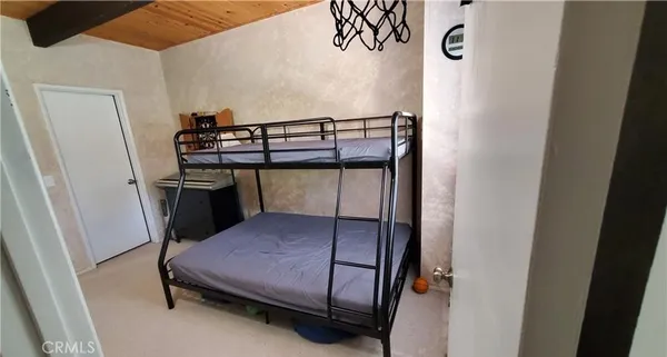 $2,100 | 28380 Larchmont Lane, Lake Arrowhead, CA 92352