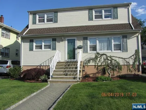 $2,000 | 494 Hobson Avenue, Saddle Brook, NJ 07663