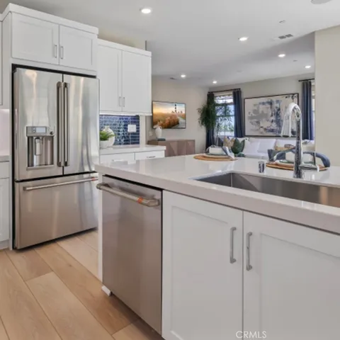 $1,019,990 | 725 Guy Turner Drive, Camarillo, CA 93010