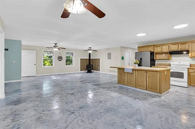 $599,900 | 6301 Southwest Ana Drive, Kingston, MO 64650