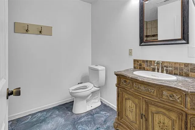 $599,900 | 6301 Southwest Ana Drive, Kingston, MO 64650