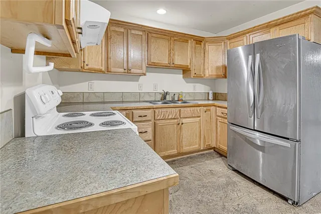 $599,900 | 6301 Southwest Ana Drive, Kingston, MO 64650