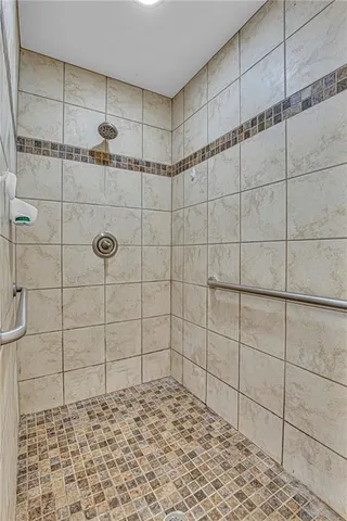 $599,900 | 6301 Southwest Ana Drive, Kingston, MO 64650